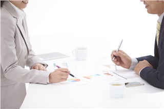 《業務整體提升之服務營銷—極致服務創造口碑客戶》